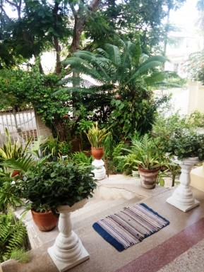 Casa Independiente de 5 habitaciones en venta en Vedado, Plaza de la Revolución, La Habana