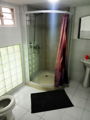 Casa Independiente de 5 habitaciones en venta en Vedado, Plaza de la Revolución, La Habana