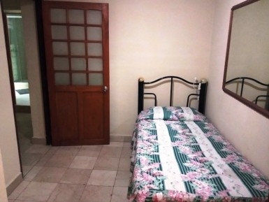 Casa Independiente de 5 habitaciones en venta en Vedado, Plaza de la Revolución, La Habana