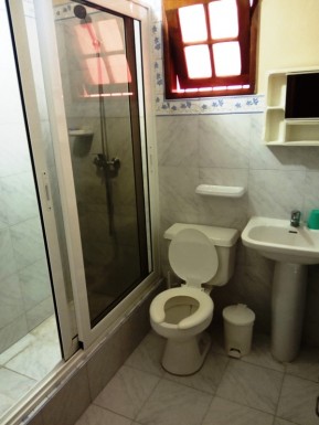 Casa Independiente de 5 habitaciones en venta en Vedado, Plaza de la Revolución, La Habana