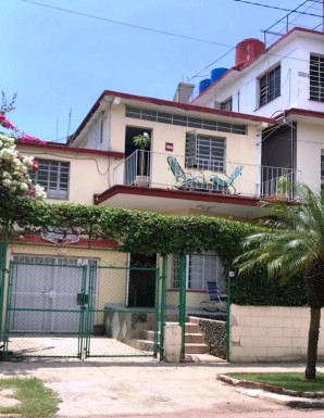 Duplex with 5 bedrooms for sale in Almendares, Playa, La Habana