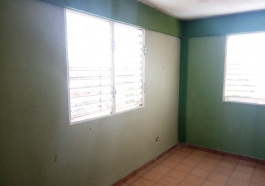 Apartment with 2 bedrooms for sale in Los Quemados, Marianao, La Habana