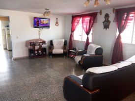 Duplex with 6 bedrooms for exchange in Jaimanitas, Playa, La Habana - 9