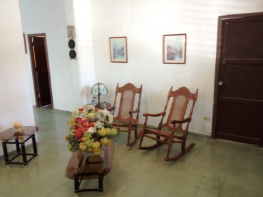 Casa de 3 habitaciones en venta en Las Cañas, Cerro, La Habana