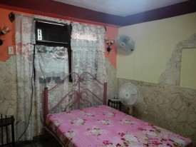 House with 4 bedrooms for sale in Colón, Centro Habana, La Habana - Thumbnail 4