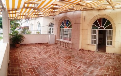 Casa de 4 habitaciones en venta en Vedado, Plaza de la Revolución, La Habana