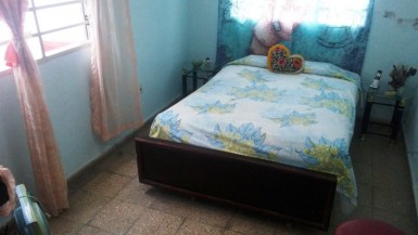 Apartamento de 3 habitaciones en venta en Los Quemados, Marianao, La Habana
