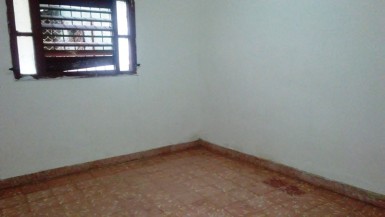 Casa de 2 habitaciones en venta en Marianao, La Habana