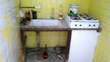 Casa de 2 habitaciones en venta en Marianao, La Habana