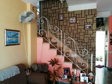 Casa Independiente de 3 habitaciones en venta en Sevillano, Diez de Octubre, La Habana