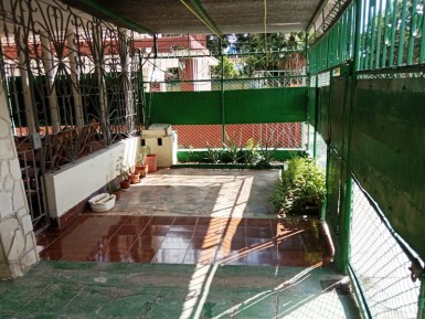 Apartamento de 2 habitaciones en venta en DBeche, Guanabacoa, La Habana