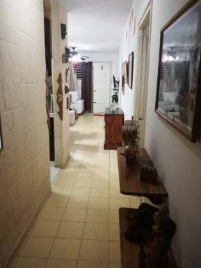 Apartamento de 2 habitaciones en venta en Plaza de la Revolución, La Habana