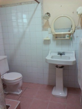 Duplex with 5 bedrooms for sale in Martí, Cerro, La Habana