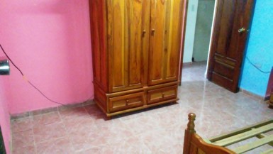 Casa de 4 habitaciones en venta en Las Cañas, Cerro, La Habana