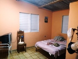 Casa Independiente de 3 habitaciones en venta en Santa Amelia, Cotorro, La Habana - 10