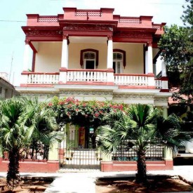 Casa Colonial de 8 habitaciones en venta en Vedado, Plaza de la Revolución, La Habana