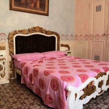 Casa Colonial de 8 habitaciones en venta en Vedado, Plaza de la Revolución, La Habana