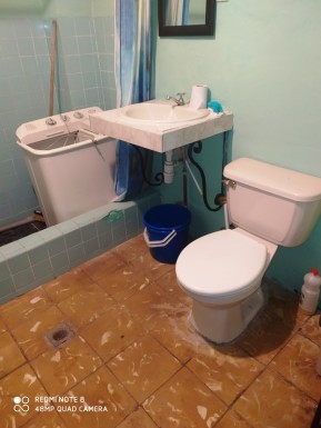 Casa Colonial de 1 habitación en venta en Centro Habana, La Habana