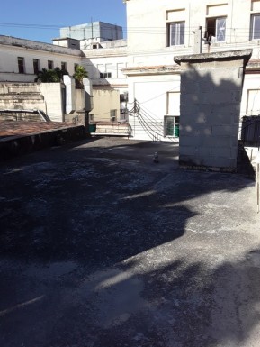 Casa de 2 habitaciones en venta en Las Cañas, Cerro, La Habana