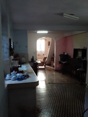 Casa de 2 habitaciones en venta en Las Cañas, Cerro, La Habana