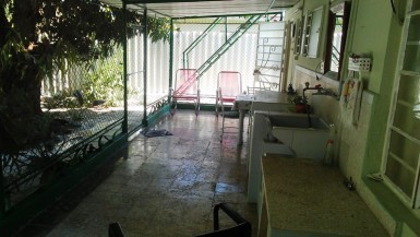 Detached House with 2 bedrooms for sale in Antonio Guiteras, Habana del Este, La Habana