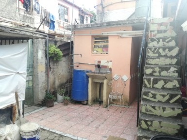 Duplex with 2 bedrooms for sale in Los Quemados, Marianao, La Habana