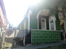 Casa Independiente de 4 habitaciones en permuta en Nuevo Vedado, Plaza de la Revolución, La Habana
