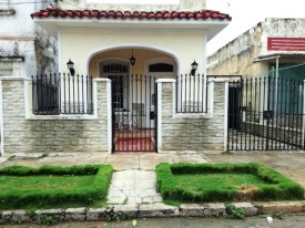 Detached House with 4 bedrooms for exchange in Almendares, Playa, La Habana