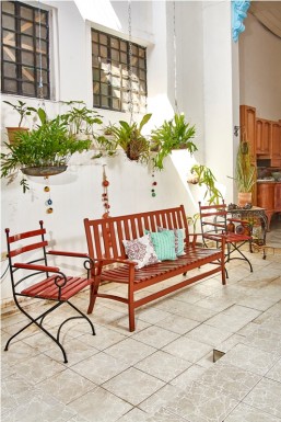 Casa Colonial de 4 habitaciones en venta en Centro Habana, La Habana