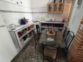 Casa Colonial de 5 habitaciones en venta en San Leopoldo, Centro Habana, La Habana - 4
