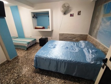 Colonial with 5 bedrooms for sale in San Leopoldo, Centro Habana, La Habana