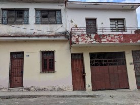 Duplex with 8 bedrooms for sale in Villa I, Guanabacoa, La Habana - 2