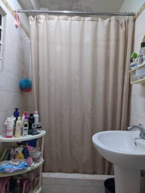Duplex with 8 bedrooms for sale in Villa I, Guanabacoa, La Habana