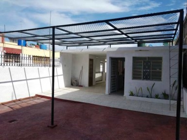 Casa de 4 habitaciones en venta en Vedado, Plaza de la Revolución, La Habana