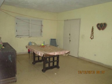 Biplanta de 4 habitaciones en venta en Belén - Finlay - Pogolotti, Marianao, La Habana