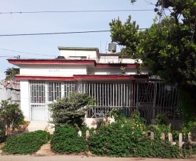 Detached House with 3 bedrooms for exchange in Buenavista, Playa, La Habana