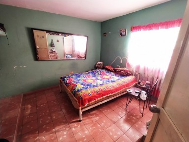 Casa de 3 habitaciones en venta en Cruz Verde, Cotorro, La Habana