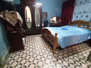 Casa Colonial de 4 habitaciones en venta en Jesús María, Habana Vieja, La Habana