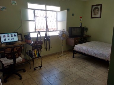 Duplex with 3 bedrooms for sale in Cerro, La Habana