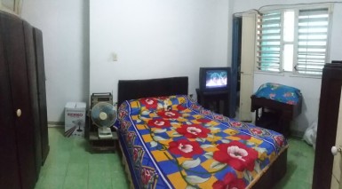 Casa de 2 habitaciones en venta en Las Cañas, Cerro, La Habana