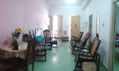 Casa de 2 habitaciones en venta en Las Cañas, Cerro, La Habana
