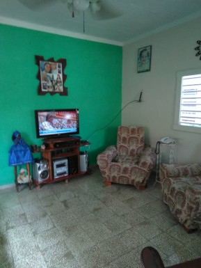 Casa en Diezmero, San Miguel del Padrón, La Habana