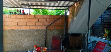 Casa de 2 habitaciones en venta en Las Cañas, Cerro, La Habana