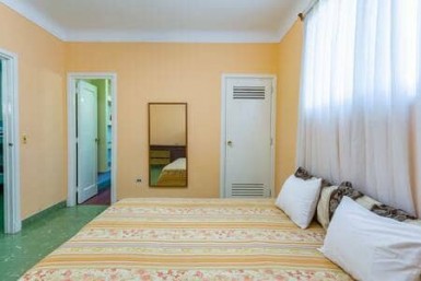 Apartamento de 4 habitaciones en venta en Vedado, Plaza de la Revolución, La Habana