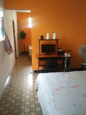 Duplex with 4 bedrooms for sale in Palatino, Cerro, La Habana