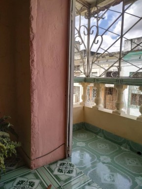 Duplex with 3 bedrooms for sale in Cerro, La Habana