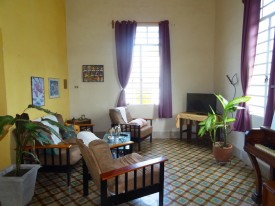 Casa Independiente de 4 habitaciones en permuta en Vedado, Plaza de la Revolución, La Habana