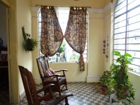 Casa Independiente de 4 habitaciones en permuta en Vedado, Plaza de la Revolución, La Habana - 4