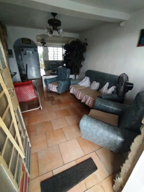 Casa de 2 habitaciones en venta en Puentes Grandes, Plaza de la Revolución, La Habana