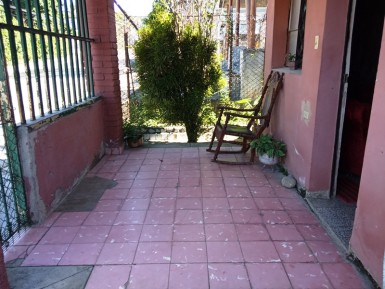 Casa Independiente de 2 habitaciones en venta en Mantilla, Arroyo Naranjo, La Habana